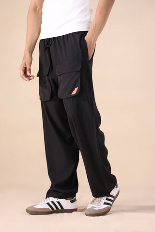 Cargo Venture Pants – Core Black