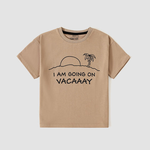 I'm on my Vaccay Oversized T-shirt